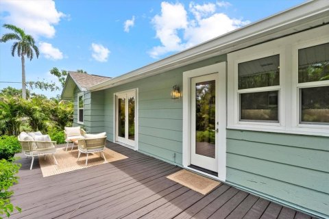 House in Sarasota, Florida 3 bedrooms, 120.77 sq.m. № 1792685 - photo 20