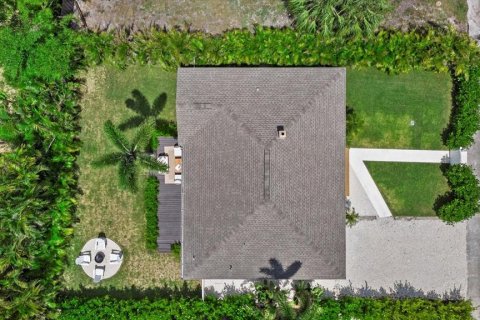 House in Sarasota, Florida 3 bedrooms, 120.77 sq.m. № 1792685 - photo 28
