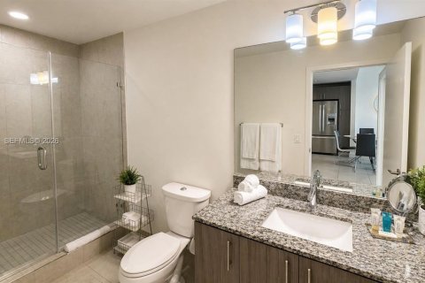 Condo in Doral, Florida, 1 bedroom № 2181777 - photo 10