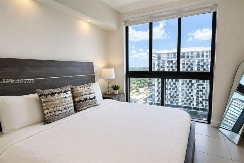 Condo in Doral, Florida, 1 bedroom № 2181777 - photo 7