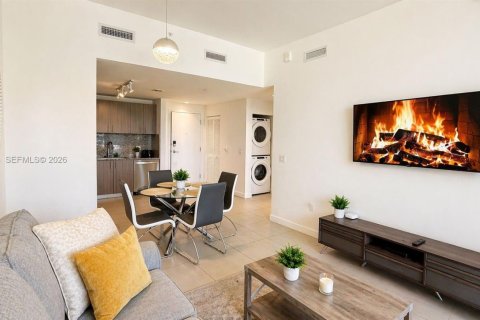 Condo in Doral, Florida, 1 bedroom № 2181777 - photo 5