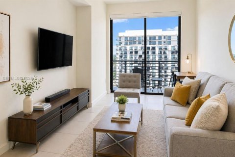 Condo in Doral, Florida, 1 bedroom № 2181777 - photo 3