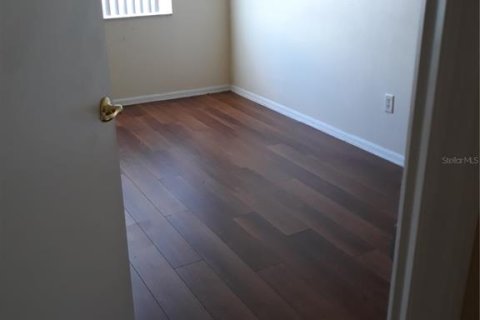 Touwnhouse à louer à Davenport, Floride: 3 chambres, 167.22 m2 № 2139986 - photo 14