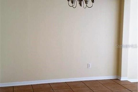 Touwnhouse à louer à Davenport, Floride: 3 chambres, 167.22 m2 № 2139986 - photo 5
