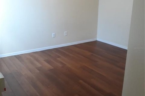 Touwnhouse à louer à Davenport, Floride: 3 chambres, 167.22 m2 № 2139986 - photo 13