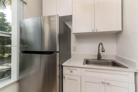 Снять в аренду виллу или дом в Майами, Флорида 48.31м2, № 1926381 - фото 9