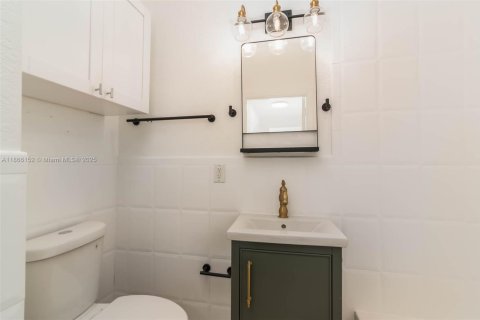 Снять в аренду виллу или дом в Майами, Флорида 48.31м2, № 1926381 - фото 16