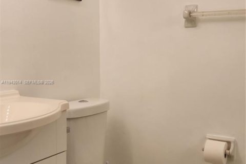 Снять в аренду кондоминиум в Холливуд, Флорида 1 спальня, 66.89м2, № 1999307 - фото 21