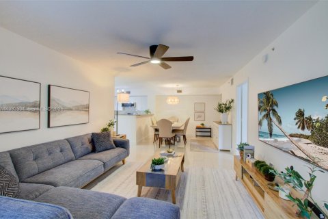 Copropriété à vendre à Coconut Creek, Floride: 3 chambres, 104.52 m2 № 2049403 - photo 2