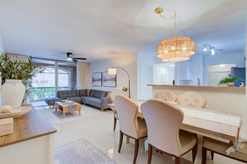 Copropriété à vendre à Coconut Creek, Floride: 3 chambres, 104.52 m2 № 2049403 - photo 6