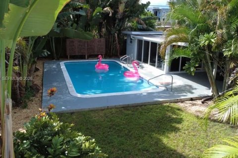 Дом в Холливуд, Флорида 2 спальни, 128.67м2 № 2045951