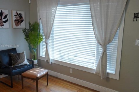 Купить виллу или дом в Холливуд, Флорида 2 спальни, 128.67м2, № 2045951 - фото 14