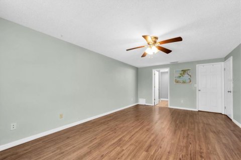 House in Oldsmar, Florida 4 bedrooms, 154.03 sq.m. № 1740595 - photo 13
