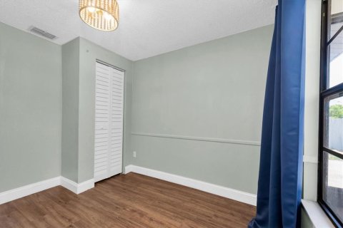 House in Oldsmar, Florida 4 bedrooms, 154.03 sq.m. № 1740595 - photo 12