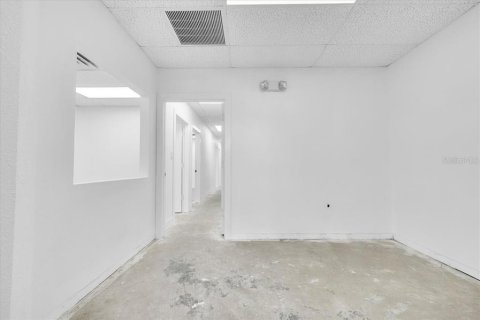 Купить коммерческую недвижимость в Порт-Шарлотт, Флорида 204.38м2, № 2151142 - фото 21