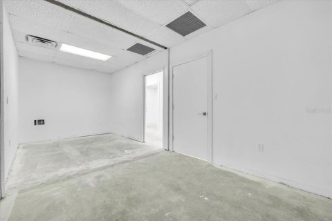 Купить коммерческую недвижимость в Порт-Шарлотт, Флорида 204.38м2, № 2151142 - фото 26