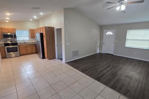 Casa en venta en Port Richey, Florida, 3 dormitorios, 95.69 m2 № 1904714 - foto 3