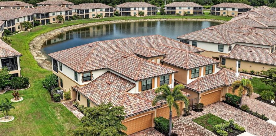 Condo à Venice, Floride, 3 chambres № 2095070