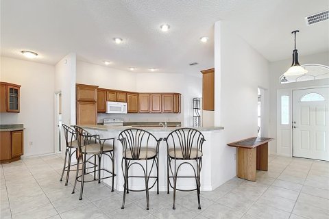 House in The Villages, Florida 3 bedrooms, 179.02 sq.m. № 1677938 - photo 27