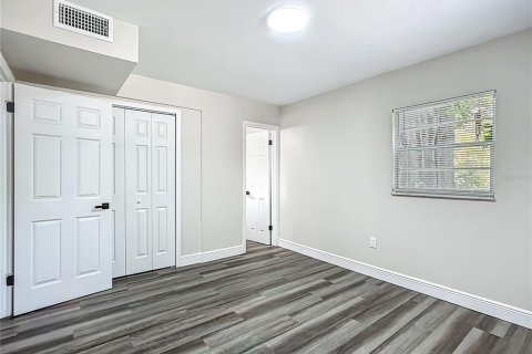 House in Lakeland, Florida 4 bedrooms, 196.95 sq.m. № 1866038 - photo 23