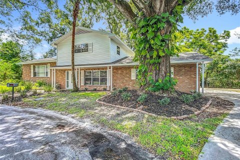 House in Lakeland, Florida 4 bedrooms, 196.95 sq.m. № 1866038 - photo 6