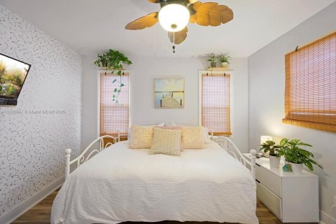 Condo in Hollywood, Florida, 2 bedrooms  № 2178967 - photo 6