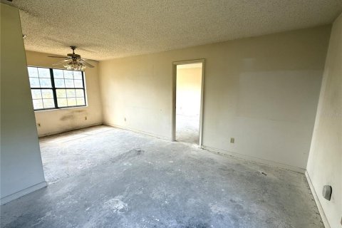 Casa en venta en Wesley Chapel, Florida, 3 dormitorios, 170.94 m2 № 1679074 - foto 10