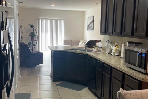 Villa ou maison à vendre à Davenport, Floride: 3 chambres, 145.76 m2 № 2296871 - photo 8