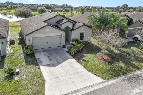 Villa ou maison à vendre à Lehigh Acres, Floride: 3 chambres, 150.13 m2 № 2242234 - photo 4