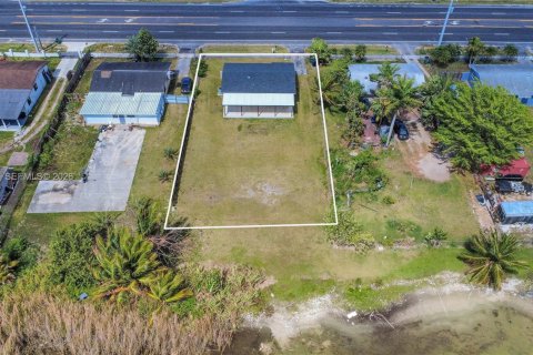Casa en venta en Homestead, Florida, 3 dormitorios, 100.33 m2 № 2084982 - foto 7