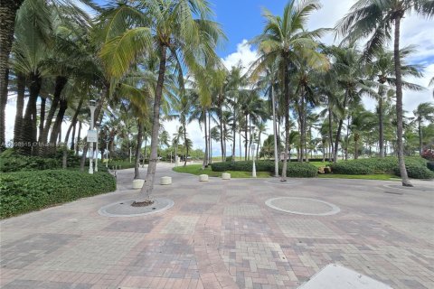 Condo in Miami Beach, Florida  № 1950137 - photo 8