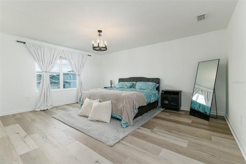 House in Leesburg, Florida 6 bedrooms, 237.27 sq.m. № 2309009 - photo 17