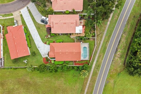 Villa ou maison à vendre à Apopka, Floride: 3 chambres, 176.61 m2 № 2411410 - photo 6
