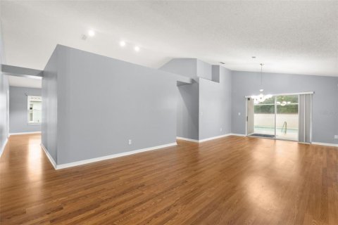 Villa ou maison à vendre à Apopka, Floride: 3 chambres, 176.61 m2 № 2411410 - photo 8