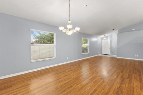 Villa ou maison à vendre à Apopka, Floride: 3 chambres, 176.61 m2 № 2411410 - photo 12
