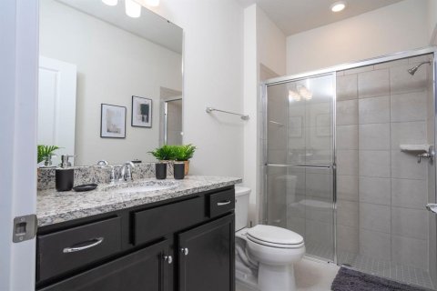 Townhouse in Davenport, Florida 5 bedrooms, 213.02 sq.m. № 2214153 - photo 26