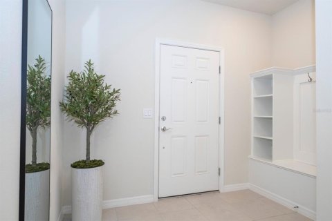 Townhouse in Davenport, Florida 5 bedrooms, 213.02 sq.m. № 2214153 - photo 27