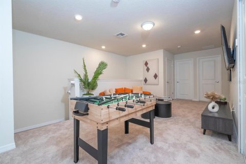 Townhouse in Davenport, Florida 5 bedrooms, 213.02 sq.m. № 2214153 - photo 18