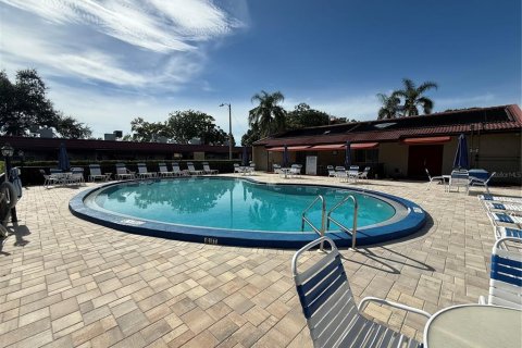 Condo in Clearwater, Florida, 2 bedrooms  № 1899922 - photo 27
