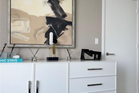 Condominio en venta en Miami, Florida, 2 dormitorios, 117.52 m2 № 1948882 - foto 19