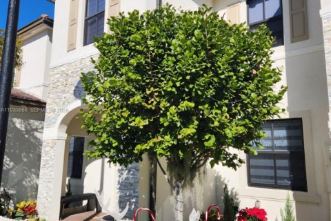 Townhouse in Homestead, Florida 3 bedrooms, 129.41 sq.m. № 2087252 - photo 27