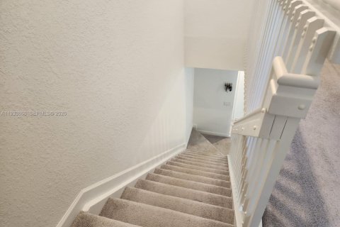 Townhouse in Homestead, Florida 3 bedrooms, 129.41 sq.m. № 2087252 - photo 11