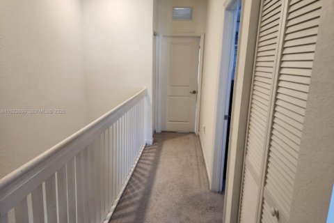 Townhouse in Homestead, Florida 3 bedrooms, 129.41 sq.m. № 2087252 - photo 12