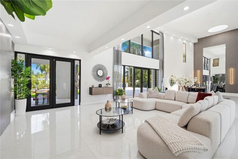 Casa en alquiler en Southwest Ranches, Florida, 6 dormitorios, 569.31 m2 № 2057860 - foto 10