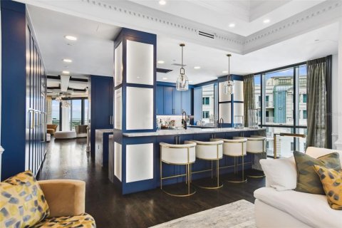 Copropriété à vendre à Tampa, Floride: 3 chambres, 369.75 m2 № 2115850 - photo 21