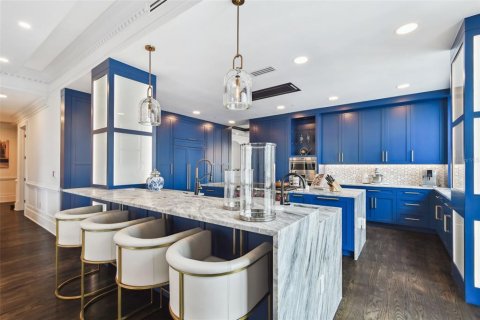 Copropriété à vendre à Tampa, Floride: 3 chambres, 369.75 m2 № 2115850 - photo 28