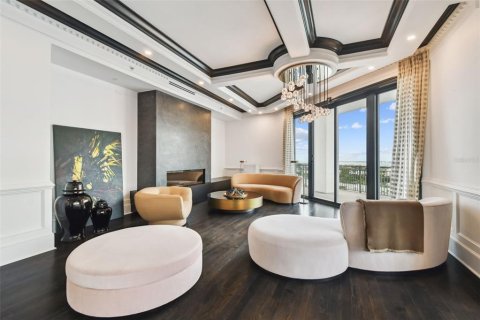 Copropriété à vendre à Tampa, Floride: 3 chambres, 369.75 m2 № 2115850 - photo 6
