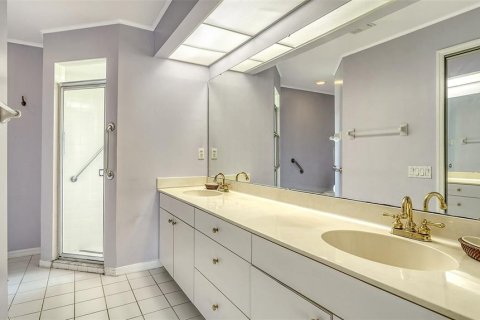Купить виллу или дом в Сарасота, Флорида 8 комнат, 185.71м2, № 1905807 - фото 21