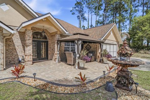 Casa en venta en Palm Coast, Florida, 5 dormitorios, 310.11 m2 № 2232427 - foto 2