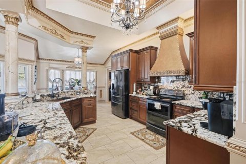 Casa en venta en Palm Coast, Florida, 5 dormitorios, 310.11 m2 № 2232427 - foto 13